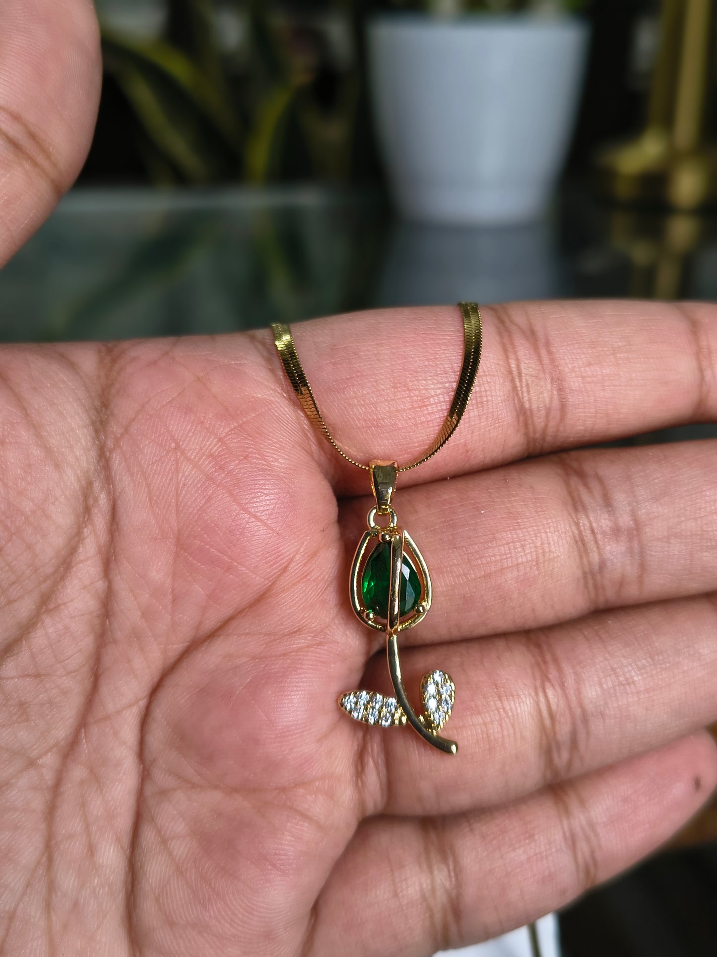 Premium tulip with snake chain